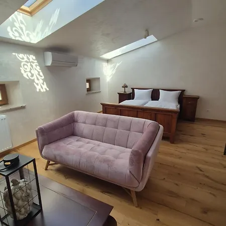 Miodowa 25 Apartment 3*