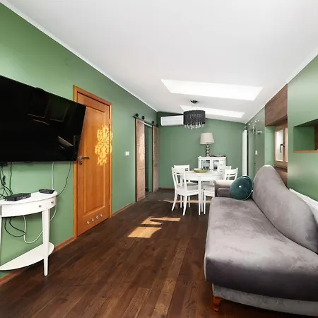 Appartamento Miodowa 25 3*