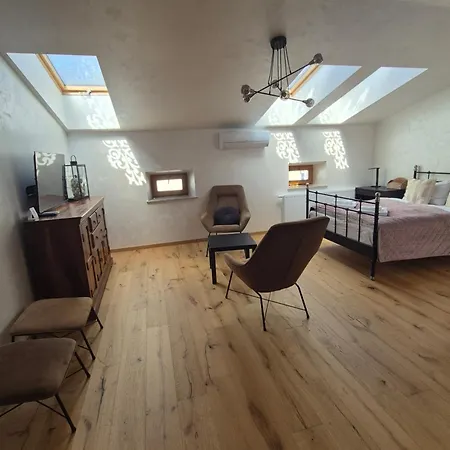 Appartement Miodowa 25